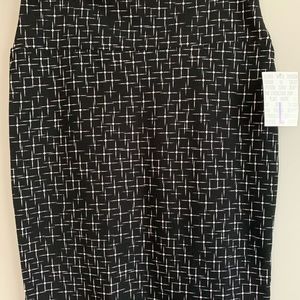 LulaRoe Cassie skirt